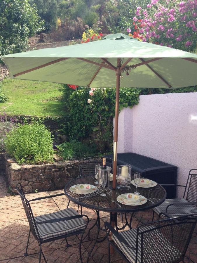 Thornwell Cottage: Charming Village Retreat With Gardens And Views