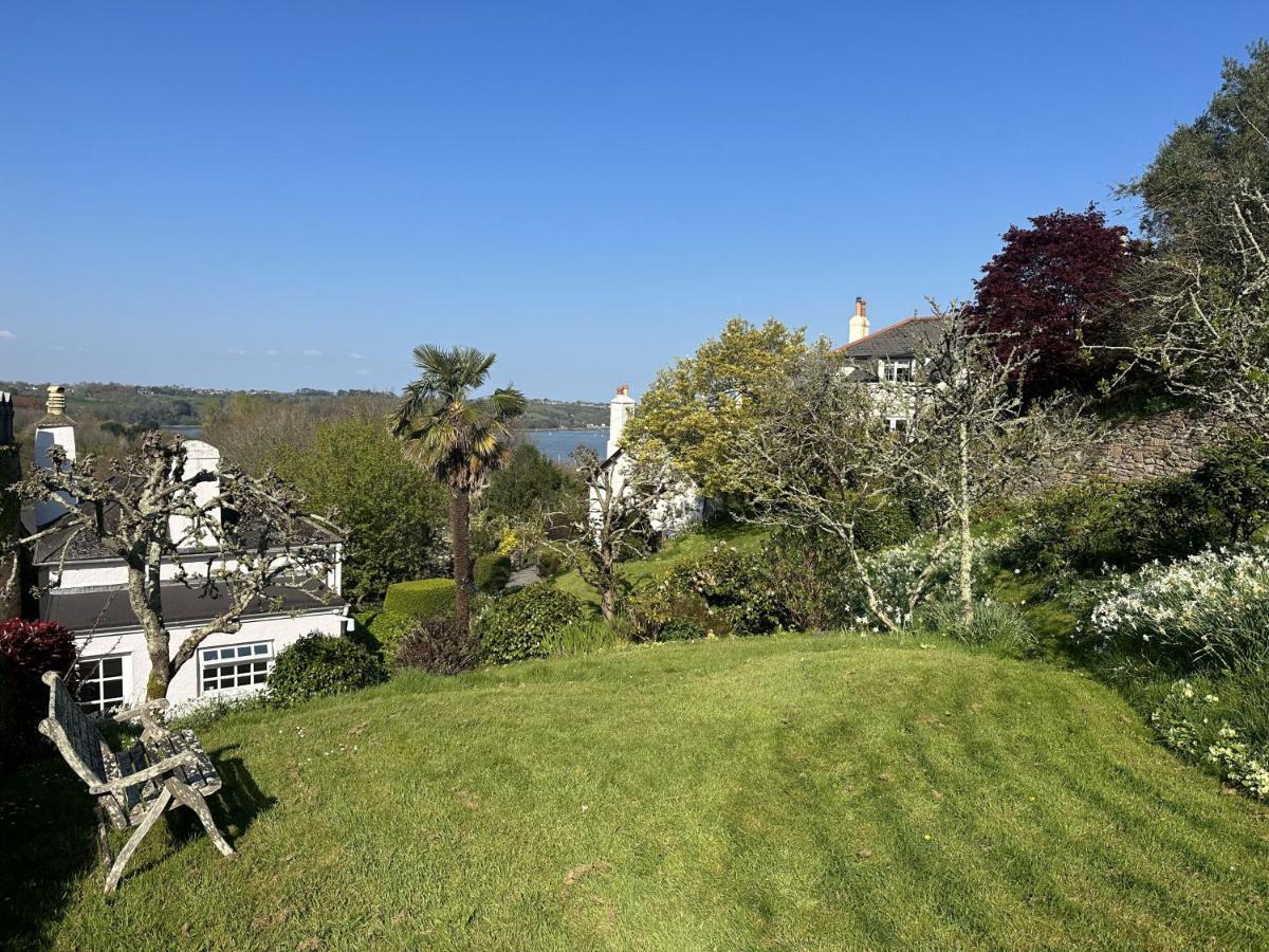 Thornwell Cottage: Charming Village Retreat With Gardens And Views